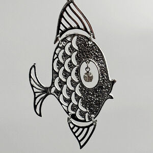Vintage Fish Pendant Necklace Mid Century Figural 1960s Silver Tone